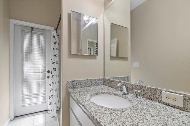 17715 HAMPSHIRE OAK DRIVE, Tampa, FL 33647