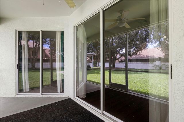 17715 HAMPSHIRE OAK DRIVE, Tampa, FL 33647