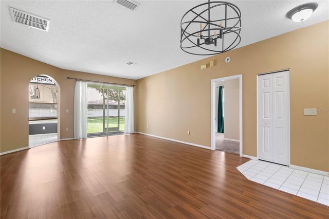 17715 HAMPSHIRE OAK DRIVE, Tampa, FL 33647