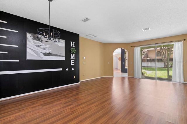 17715 HAMPSHIRE OAK DRIVE, Tampa, FL 33647