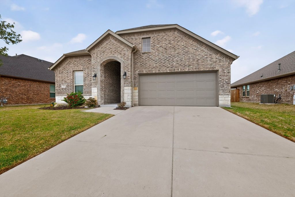 2804 Cain Drive, Anna, TX 75409