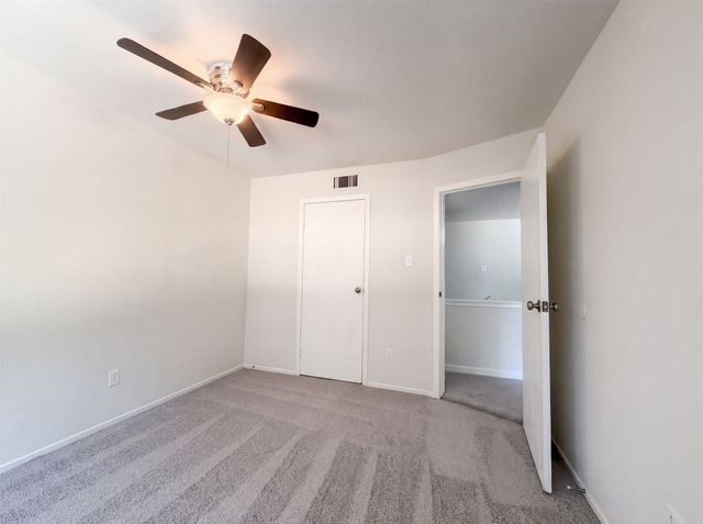 526 Royal Valley Road, Grand Prairie, TX 75052