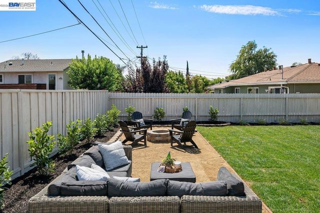 8155 Elgin Ln, Dublin, CA 94568