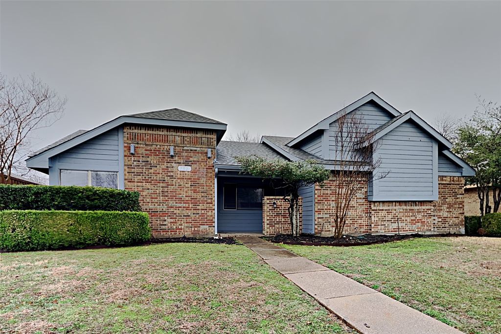 752 Arbor Downs Drive, Plano, TX 75023