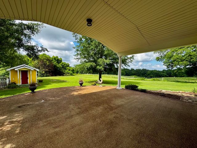 1079 ELM GROVE RD, Burlison, TN 38015