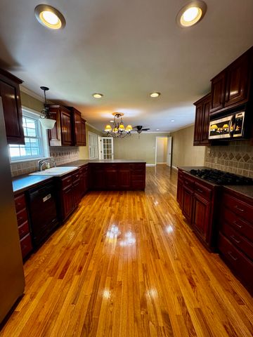 1079 ELM GROVE RD, Burlison, TN 38015