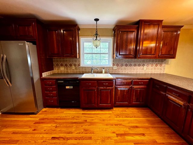 1079 ELM GROVE RD, Burlison, TN 38015