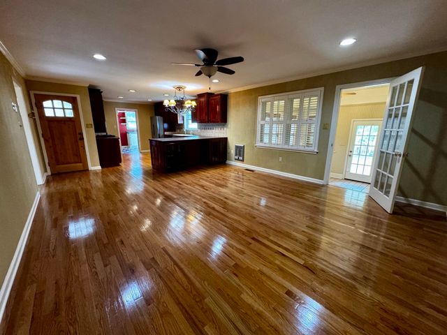 1079 ELM GROVE RD, Burlison, TN 38015