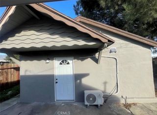 2743 N E 1/2, San Bernardino, CA 92405