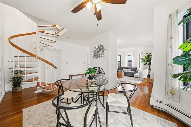 86 Walnut St 3, Boston, MA 02122