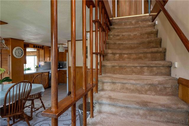 31 Cross Hill Drive, Narragansett, RI 02882