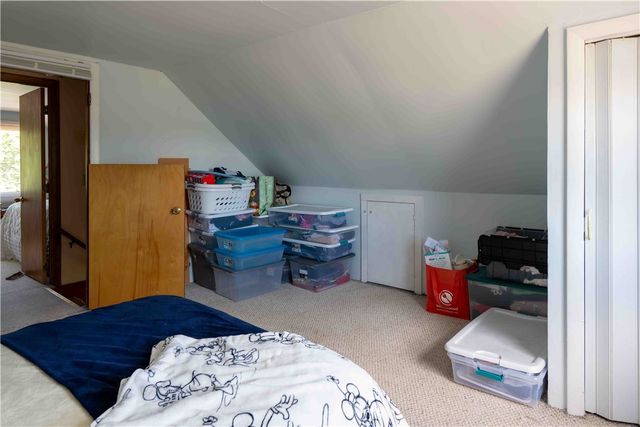 31 Cross Hill Drive, Narragansett, RI 02882