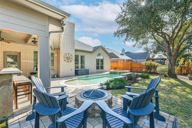 25584 Peppermill Creek Drive, Porter, TX 77365