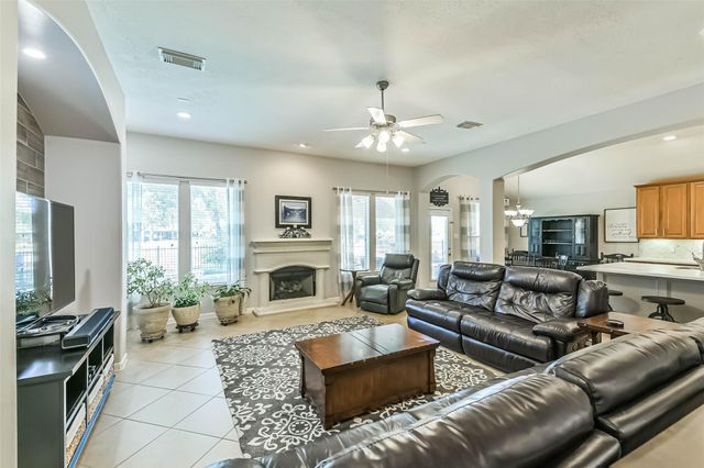 25584 Peppermill Creek Drive, Porter, TX 77365