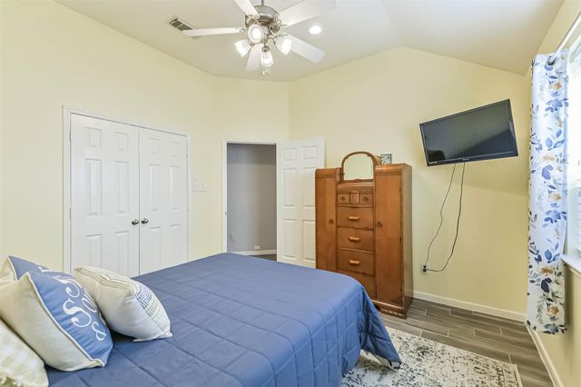 25584 Peppermill Creek Drive, Porter, TX 77365