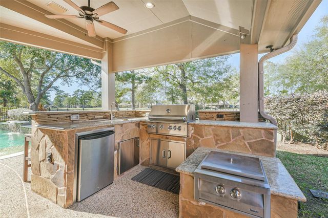 25584 Peppermill Creek Drive, Porter, TX 77365