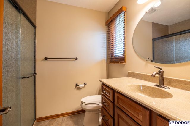 4236 Barkwood Lane, Lincoln, NE 68516