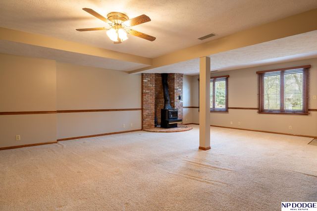 4236 Barkwood Lane, Lincoln, NE 68516