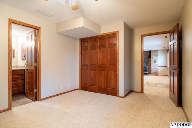 4236 Barkwood Lane, Lincoln, NE 68516