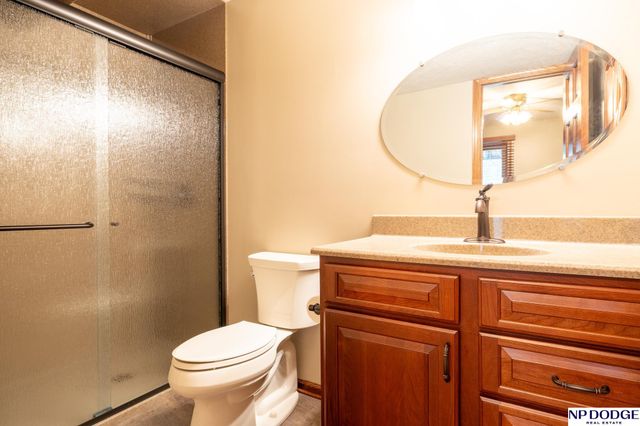 4236 Barkwood Lane, Lincoln, NE 68516