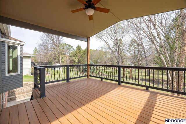 4236 Barkwood Lane, Lincoln, NE 68516