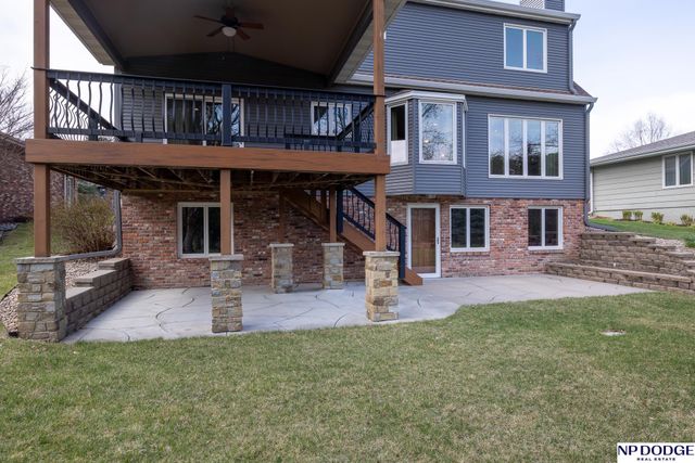 4236 Barkwood Lane, Lincoln, NE 68516