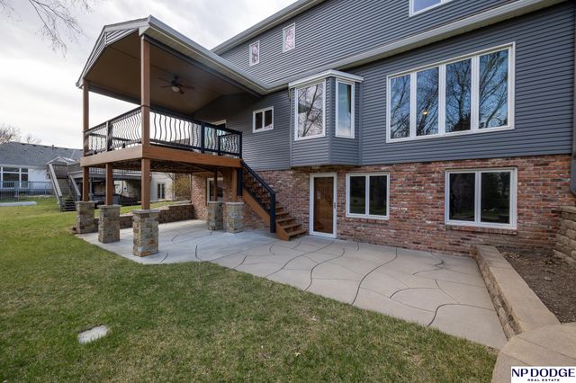 4236 Barkwood Lane, Lincoln, NE 68516