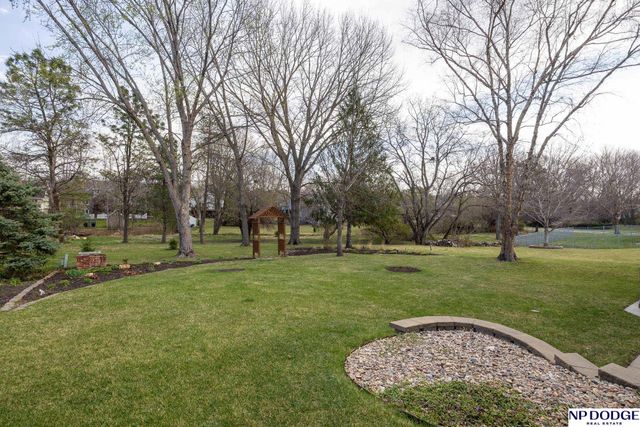 4236 Barkwood Lane, Lincoln, NE 68516