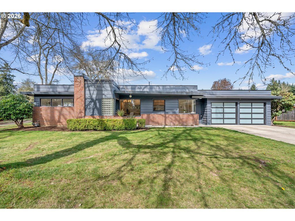 2607 Se VINEYARD Way, Milwaukie, OR 97267