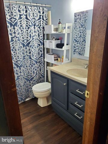 642 CEDAR RIDGE LANE, Mechanicsburg, PA 17055