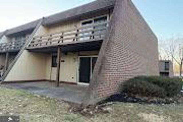 642 CEDAR RIDGE LANE, Mechanicsburg, PA 17055