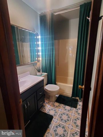 642 CEDAR RIDGE LANE, Mechanicsburg, PA 17055