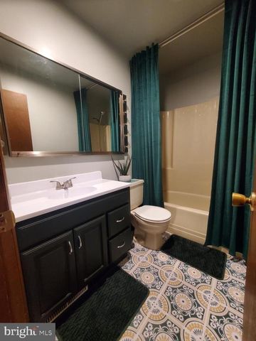 642 CEDAR RIDGE LANE, Mechanicsburg, PA 17055