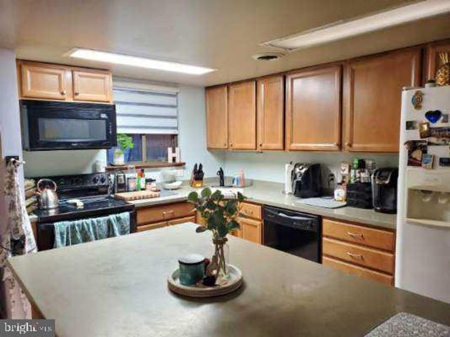 642 CEDAR RIDGE LANE, Mechanicsburg, PA 17055