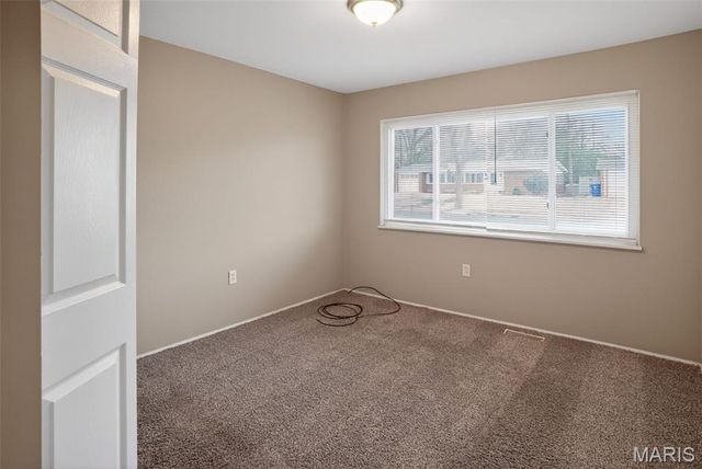 2670 Northridge Place, Florissant, MO 63033
