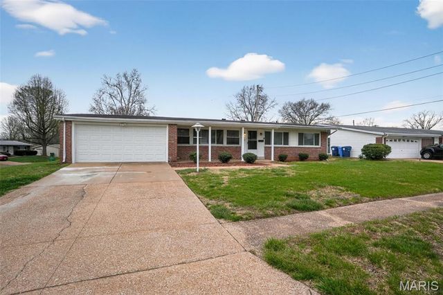 2670 Northridge Place, Florissant, MO 63033
