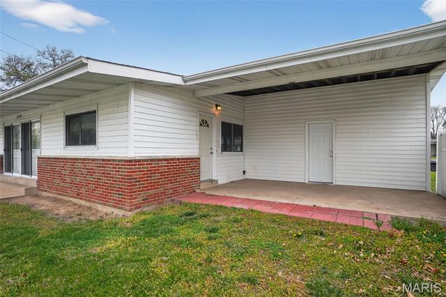 2670 Northridge Place, Florissant, MO 63033