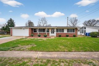 2670 Northridge Place, Florissant, MO 63033