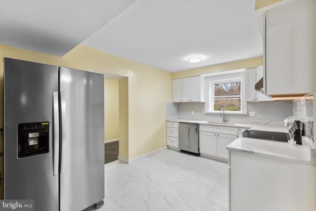 5662 GUNPOWDER RD, White Marsh, MD 21162