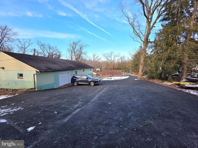 5662 GUNPOWDER RD, White Marsh, MD 21162