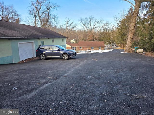 5662 GUNPOWDER RD, White Marsh, MD 21162