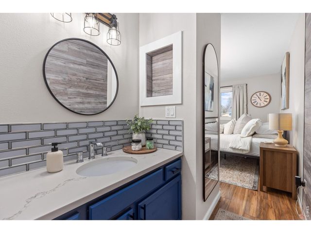 2977 8th St SW, Loveland, CO 80537