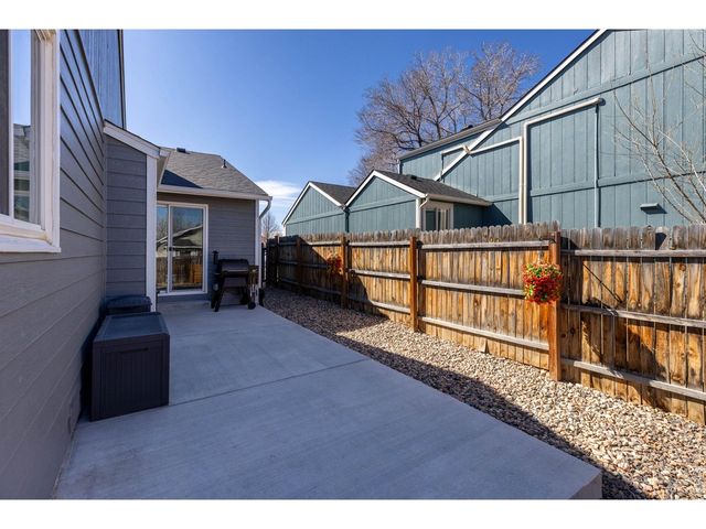 2977 8th St SW, Loveland, CO 80537