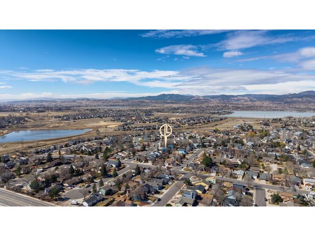 2977 8th St SW, Loveland, CO 80537