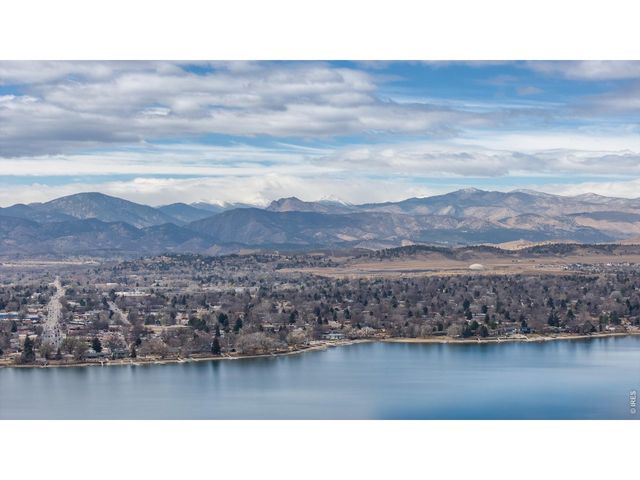 2977 8th St SW, Loveland, CO 80537