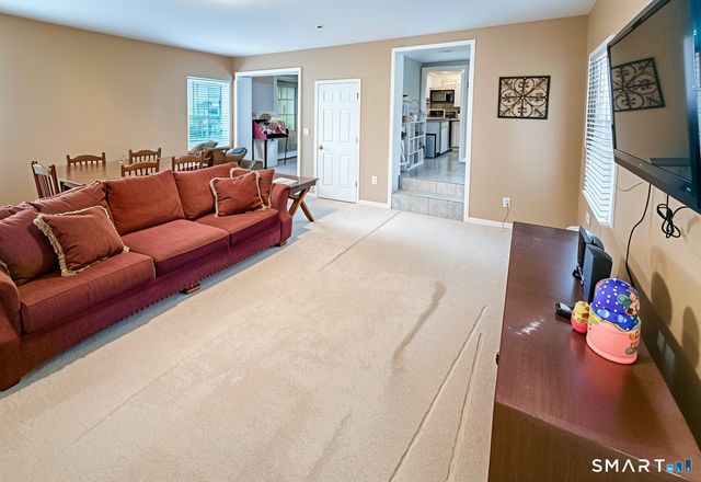 84 Grennan Road, West Hartford, CT 06107