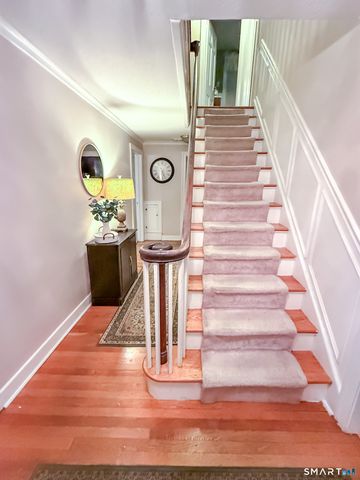 84 Grennan Road, West Hartford, CT 06107