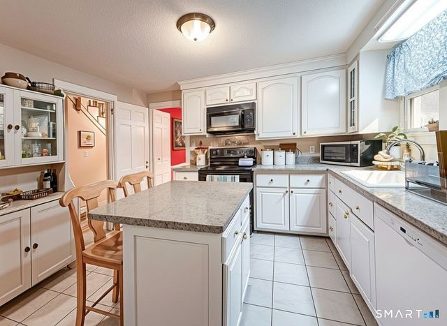 84 Grennan Road, West Hartford, CT 06107