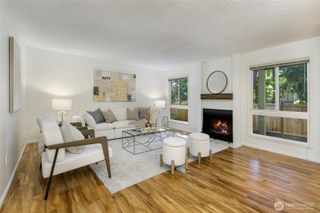 10315 NE 16th Street #J2, Bellevue, WA 98004