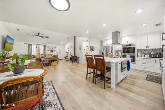 18101 Ghost Town Street, Tehachapi, CA 93561